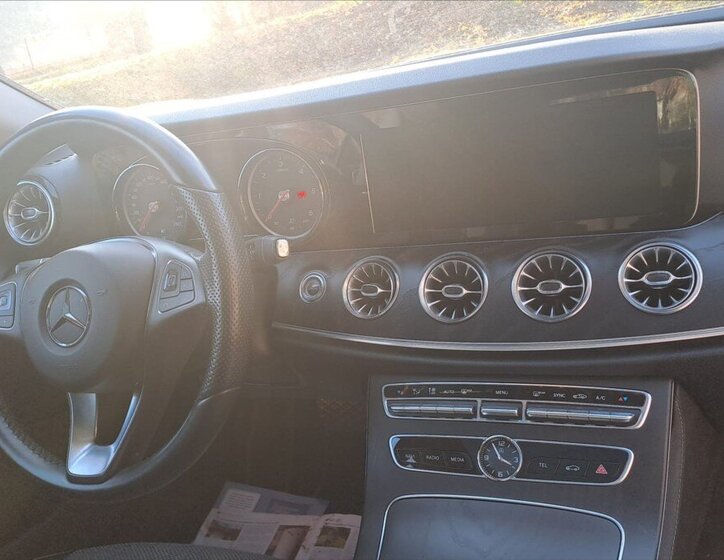 Mercedes-Benz Třídy E Kupé 2,0 l 143 kw