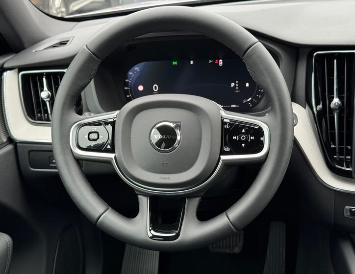 Volvo XC60 SUV / Terénní 2,0 l 184 kw