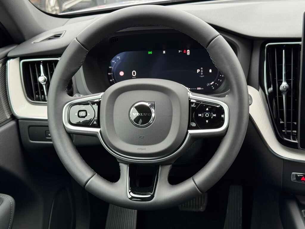 Volvo XC60 SUV / Terénní 2,0 l 184 kw