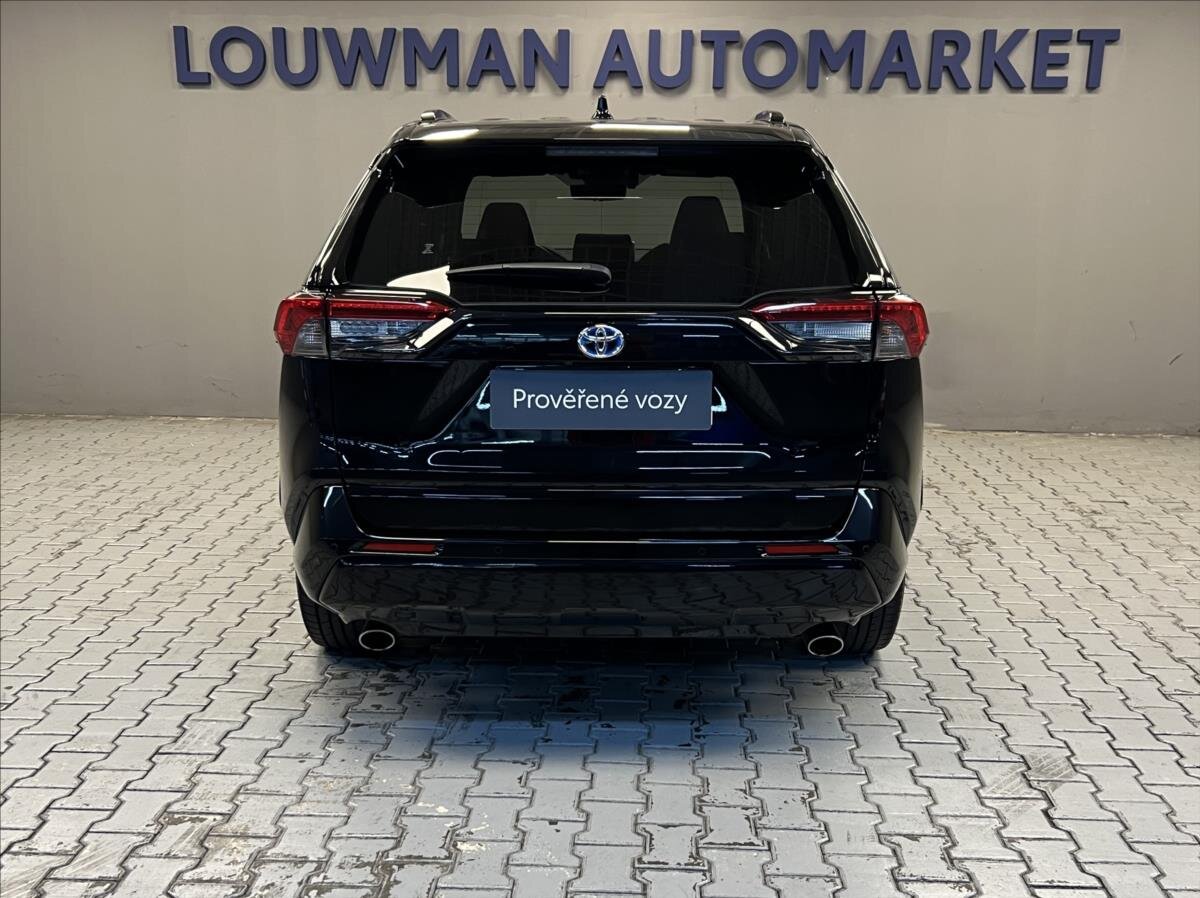 Toyota RAV4 SUV 2,5 l 131 kw