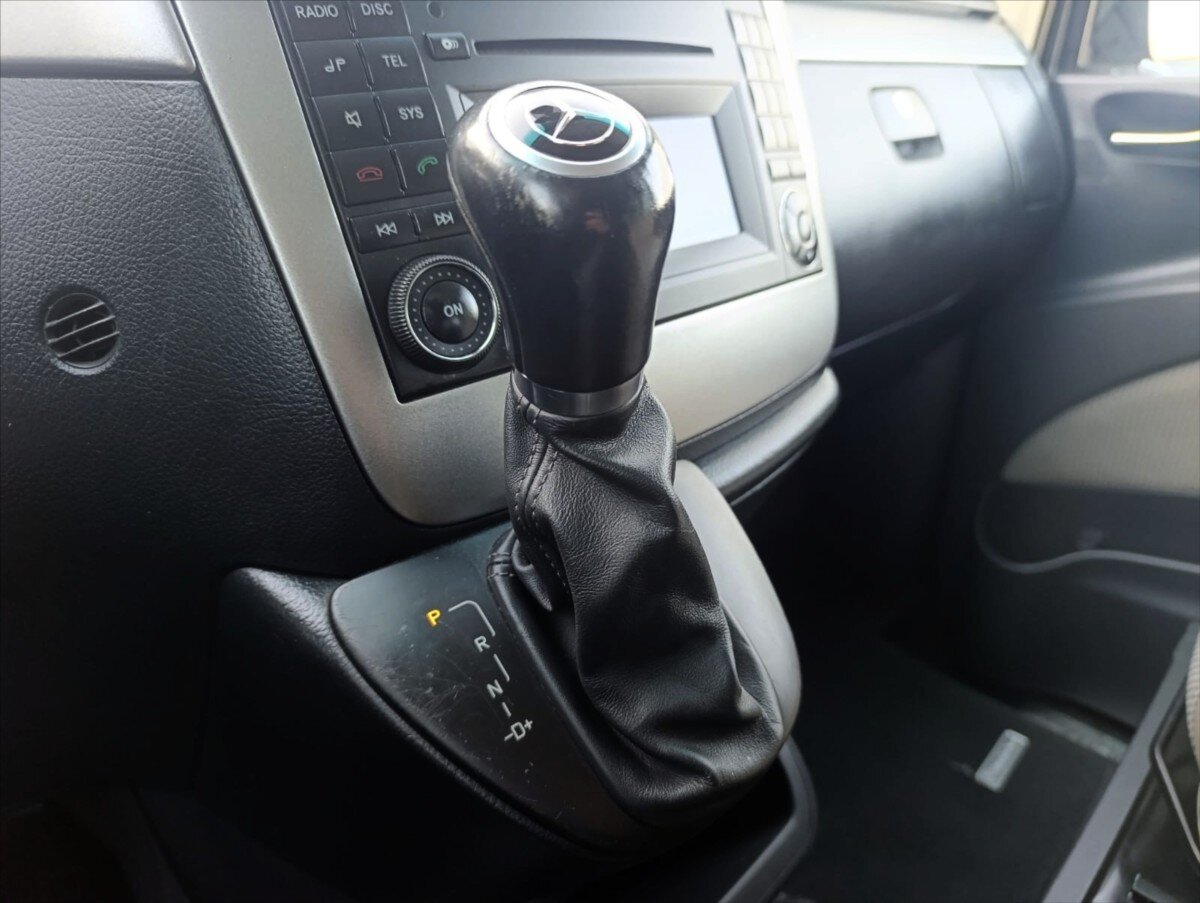 Mercedes-Benz Viano MPV 3,0 l 165 kw