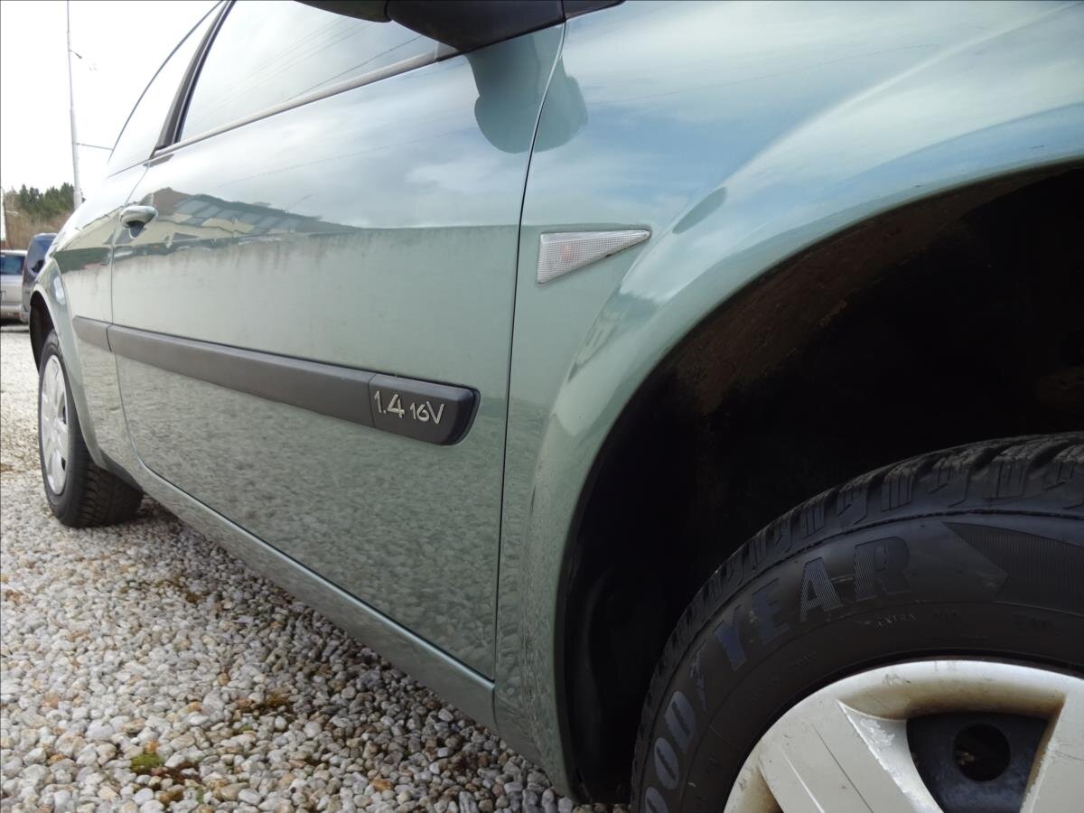 Renault Mégane Hatchback 1,4 l 72 kw