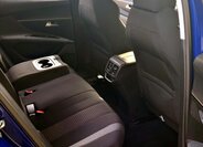 Peugeot 3008 SUV / Terénní 1,5 l 96 kw