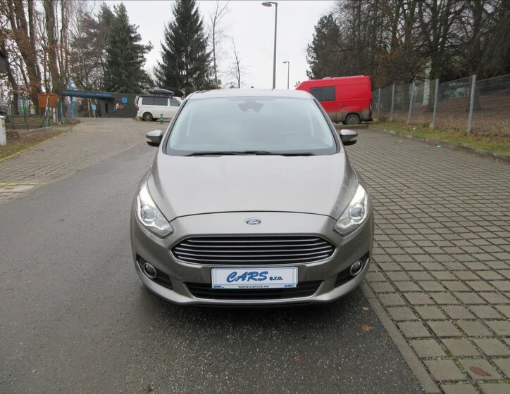 Ford S-MAX Hatchback 2,0 l 132 kw