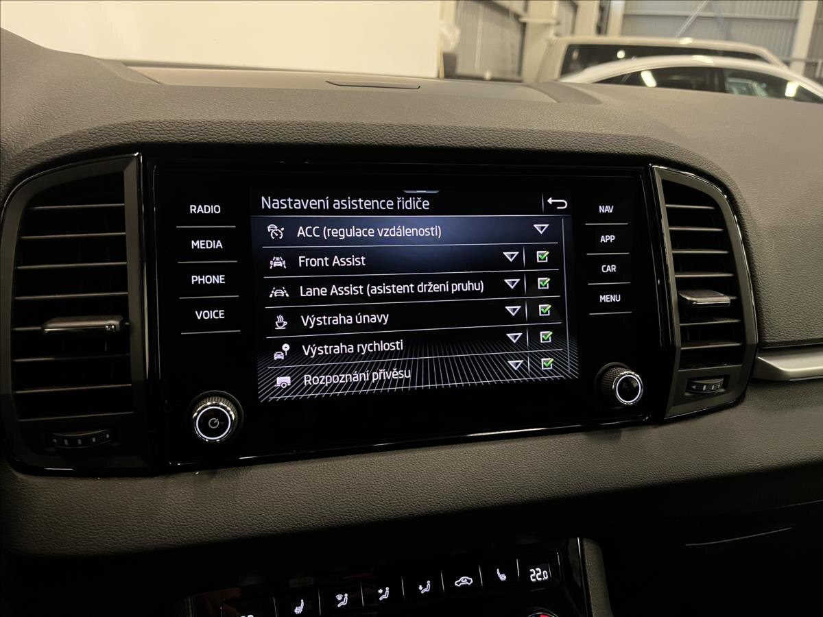 Škoda Karoq SUV 1,5 l 110 kw