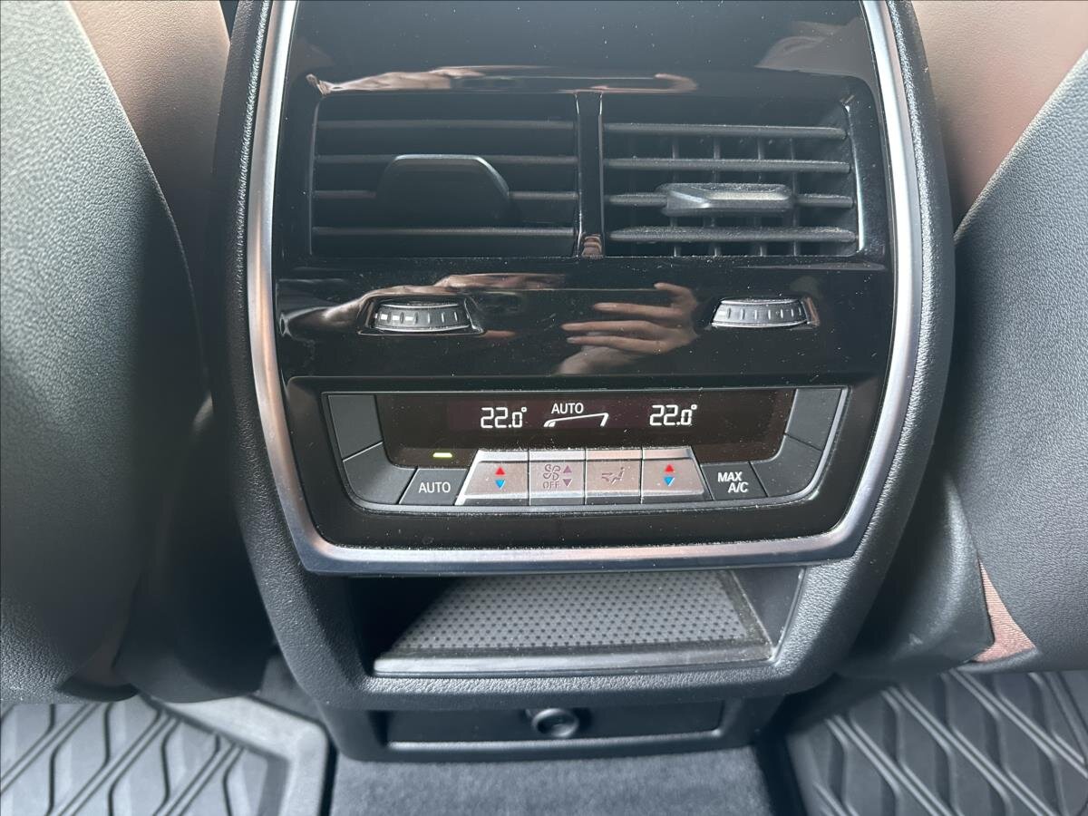 BMW X5 SUV / Terénní 3,0 l 195 kw