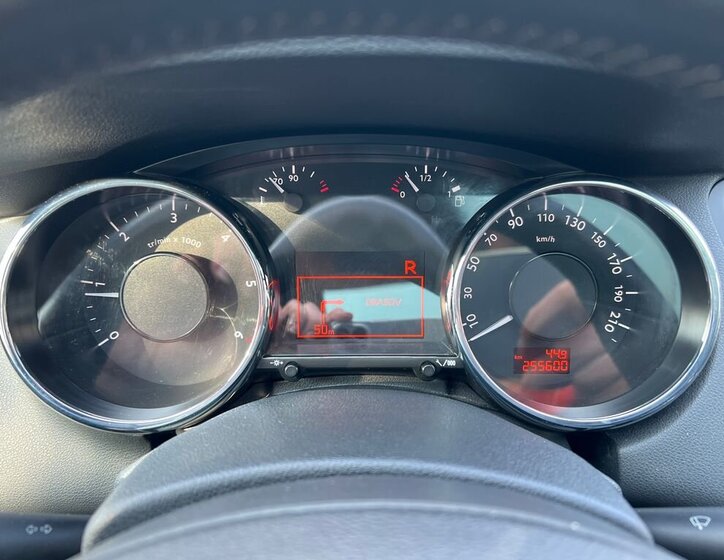 Peugeot 5008 MPV 2,0 l 120 kw