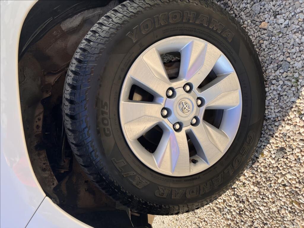 Toyota Hilux Pick-up 2,4 l 110 kw