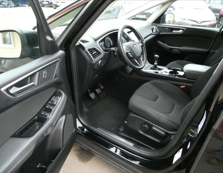 Ford S-MAX MPV 2,0 l 110 kw