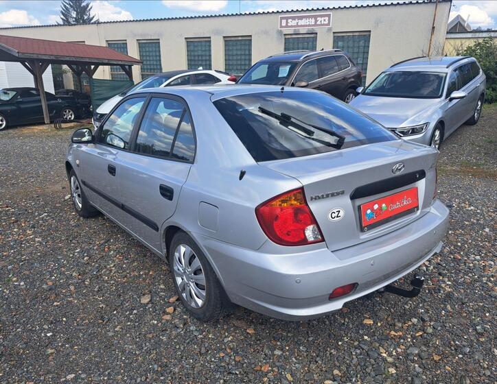 Hyundai Accent 7