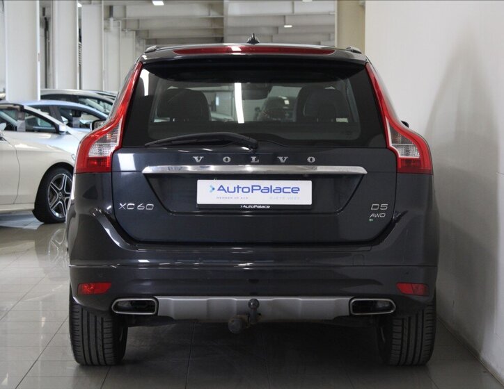 Volvo XC60 SUV / Terénní 2,4 l 162 kw