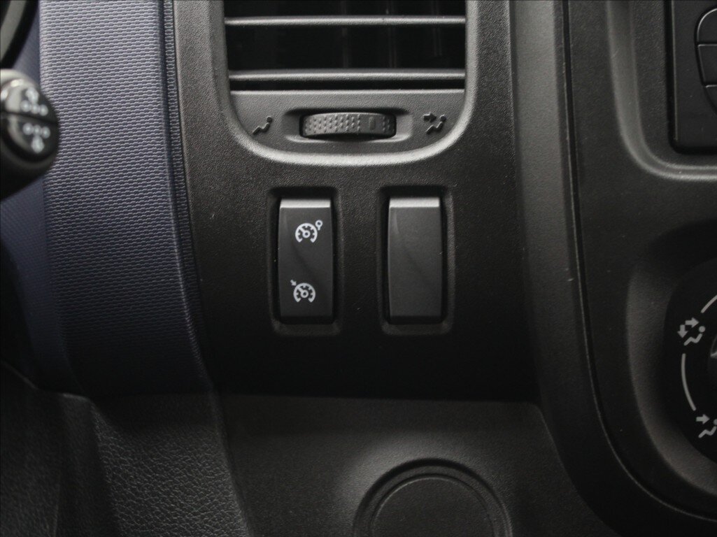 Opel Vivaro Skříň 1,6 l 70 kw