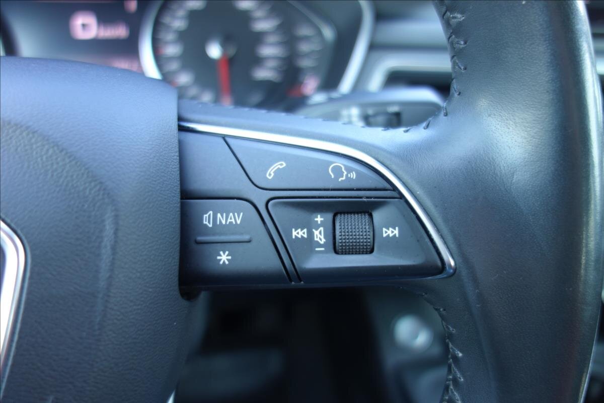Audi A4 Sedan / Limuzína 2,0 l 110 kw