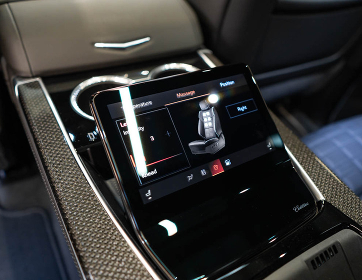 Cadillac Escalade 46