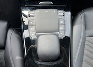 Mercedes-Benz CLA Sedan / Limuzína 1,3 l 118 kw