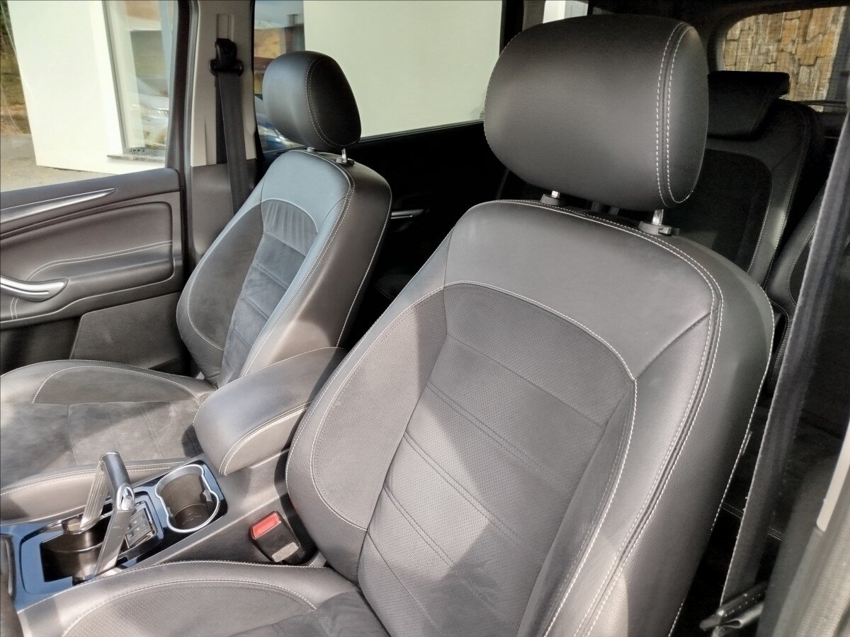 Ford S-MAX MPV 2,0 l 120 kw