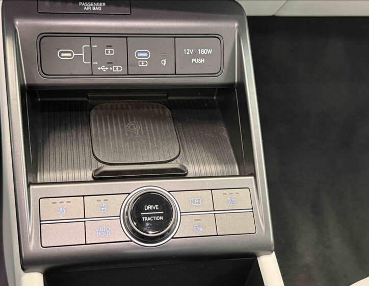 Hyundai Kona SUV 1,6 l 145 kw