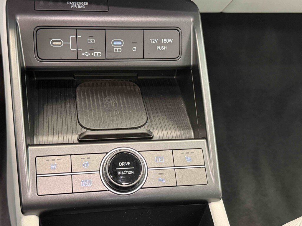 Hyundai Kona SUV 1,6 l 145 kw