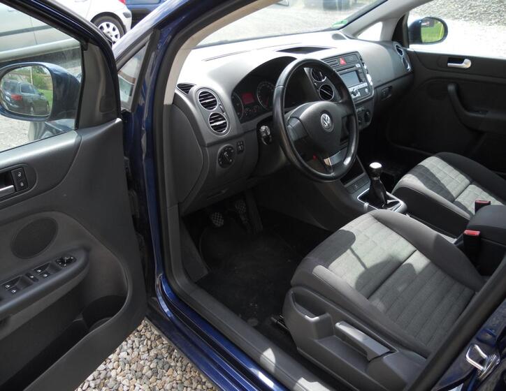 Volkswagen Golf Plus 11