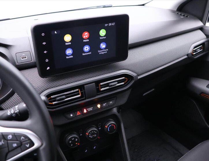 Dacia Sandero Hatchback 999,0 67 kw