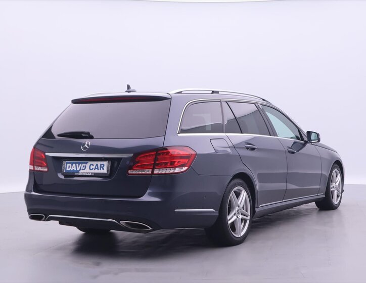 Mercedes-Benz Třídy E Kombi 3,0 l 185 kw