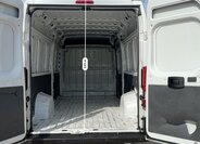 Opel Movano Skříň 2,2 l 121 kw