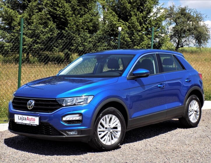 Volkswagen T-Roc SUV / Terénní 1,6 l 85 kw