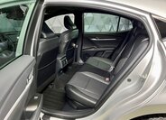 Toyota Camry Sedan / Limuzína 2,5 l 169 kw