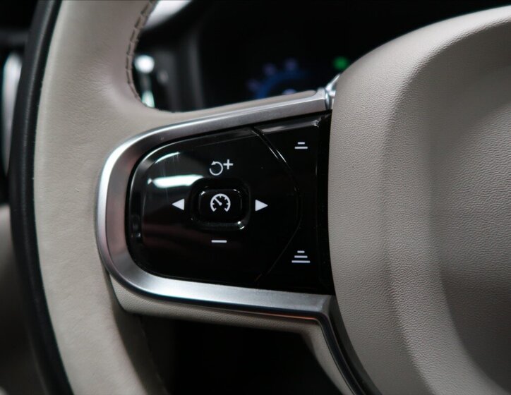 Volvo S60 Sedan / Limuzína 2,0 l 184 kw