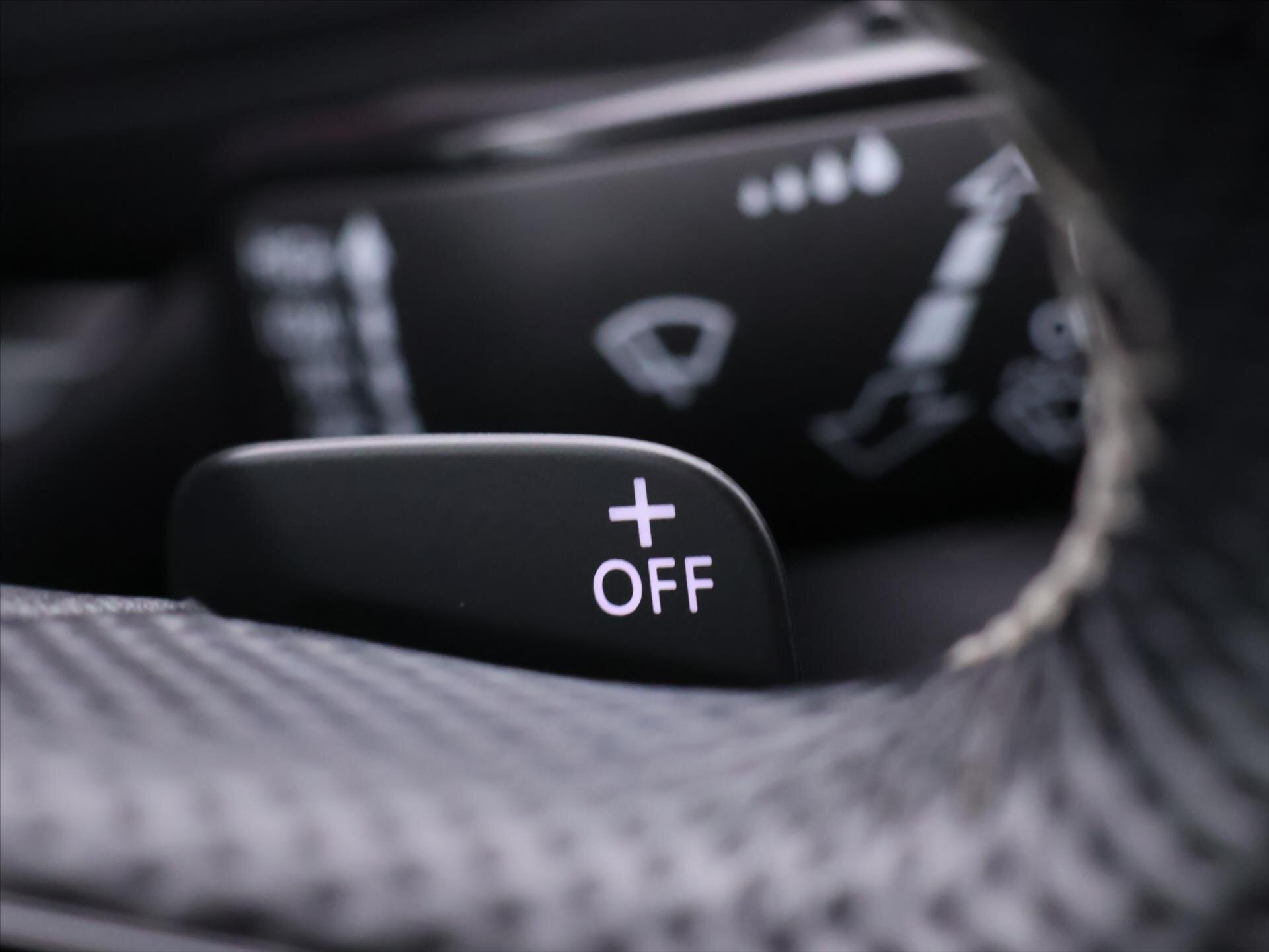 Škoda Karoq SUV 2,0 l 110 kw