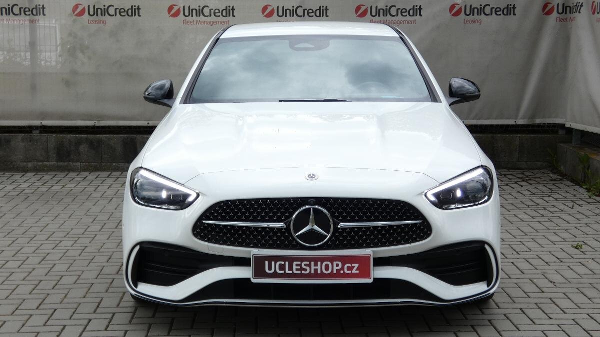 Mercedes-Benz Třídy C Sedan / Limuzína 2,0 l 190 kw