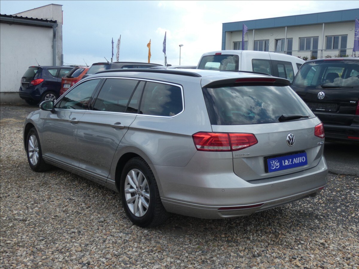 Volkswagen Passat Kombi 1,4 l 92 kw
