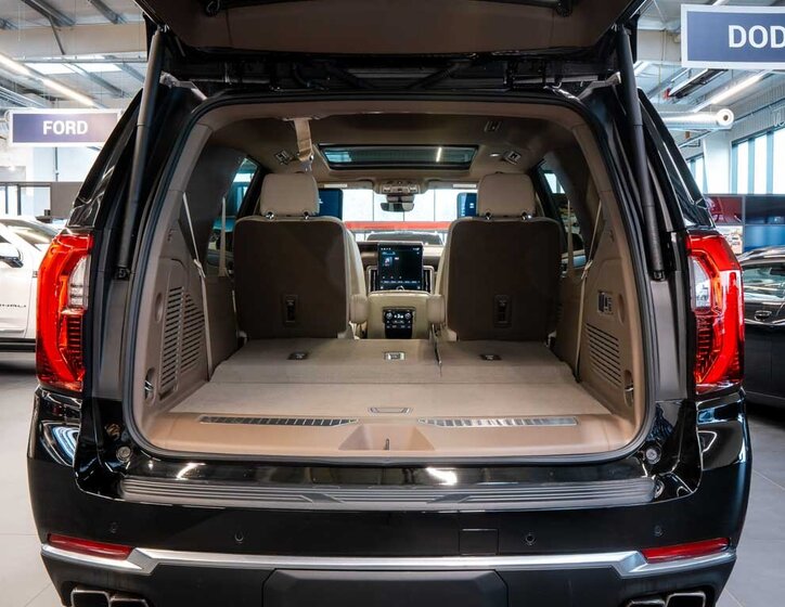 GMC Yukon SUV 6,2 l 313 kw