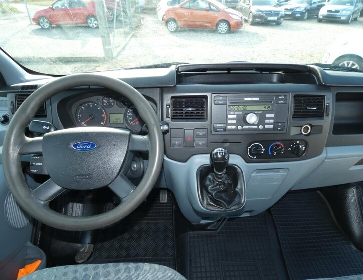 Ford Transit Skříň 2,2 l 114 kw
