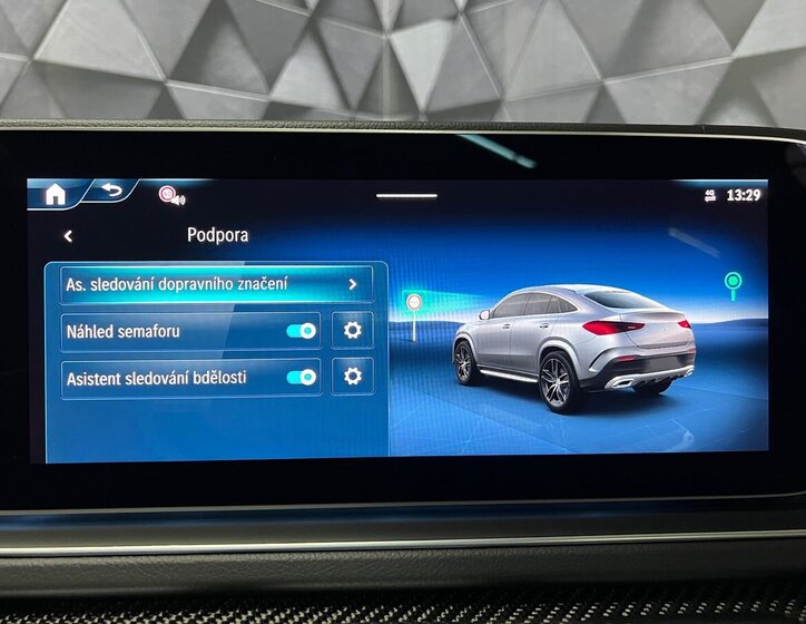 Mercedes-Benz GLE SUV / Terénní 3,0 l 270 kw