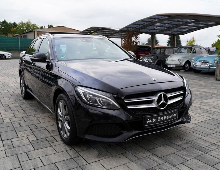 Mercedes-Benz Třídy C 8