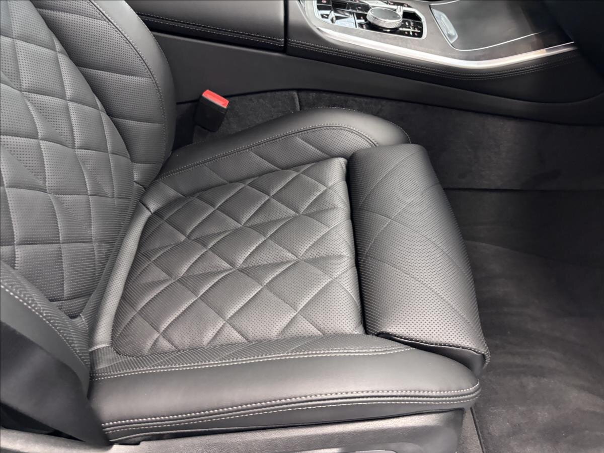 BMW X5 Kombi 3,0 l 210 kw