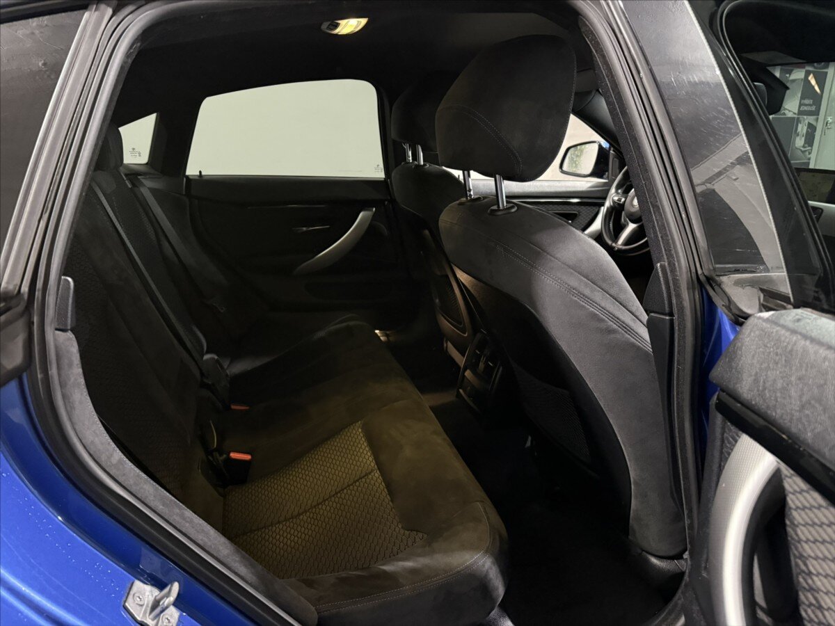 BMW Řada 4 Sedan / Limuzína 2,0 l 135 kw