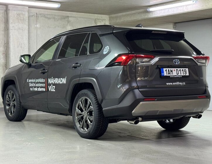 Toyota RAV4 SUV 2,5 l 163 kw