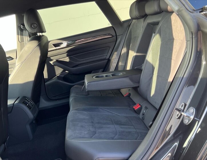 Volkswagen Arteon 13