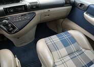 Peugeot 806 Kombi 2,1 l 80 kw