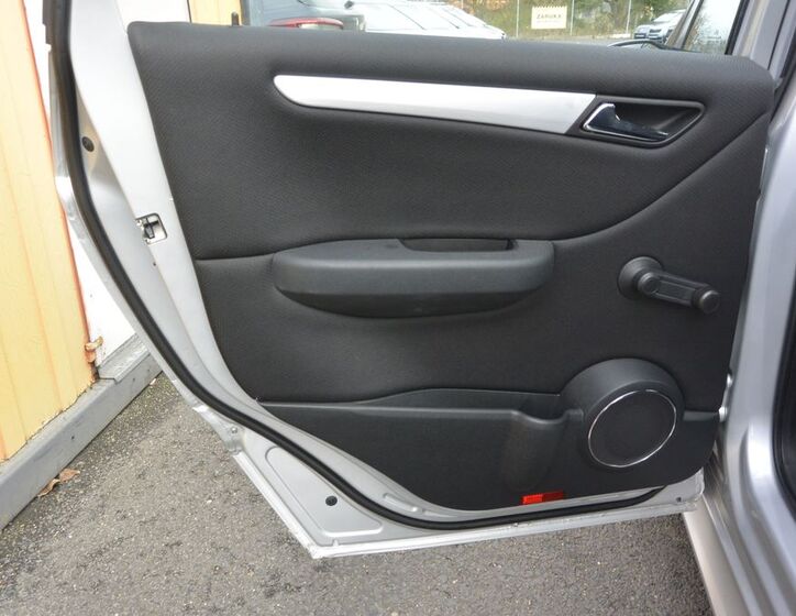 Mercedes-Benz Třídy B 24