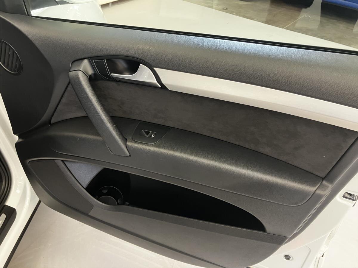 Audi Q7 SUV 3,0 l 180 kw