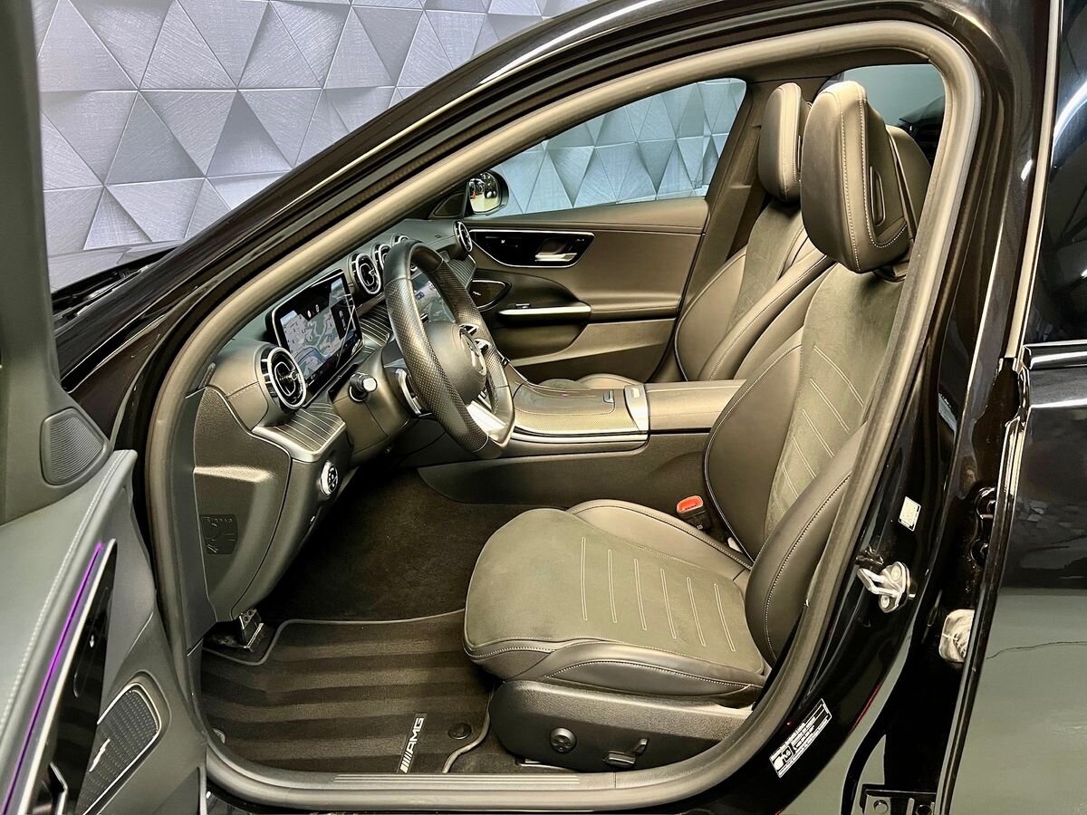 Mercedes-Benz Třídy C Sedan / Limuzína 2,0 l 190 kw