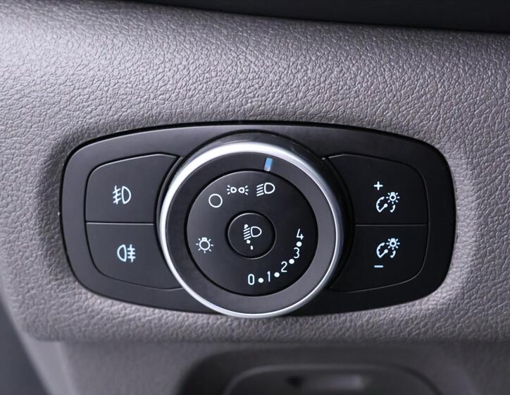 Ford Transit Custom 14