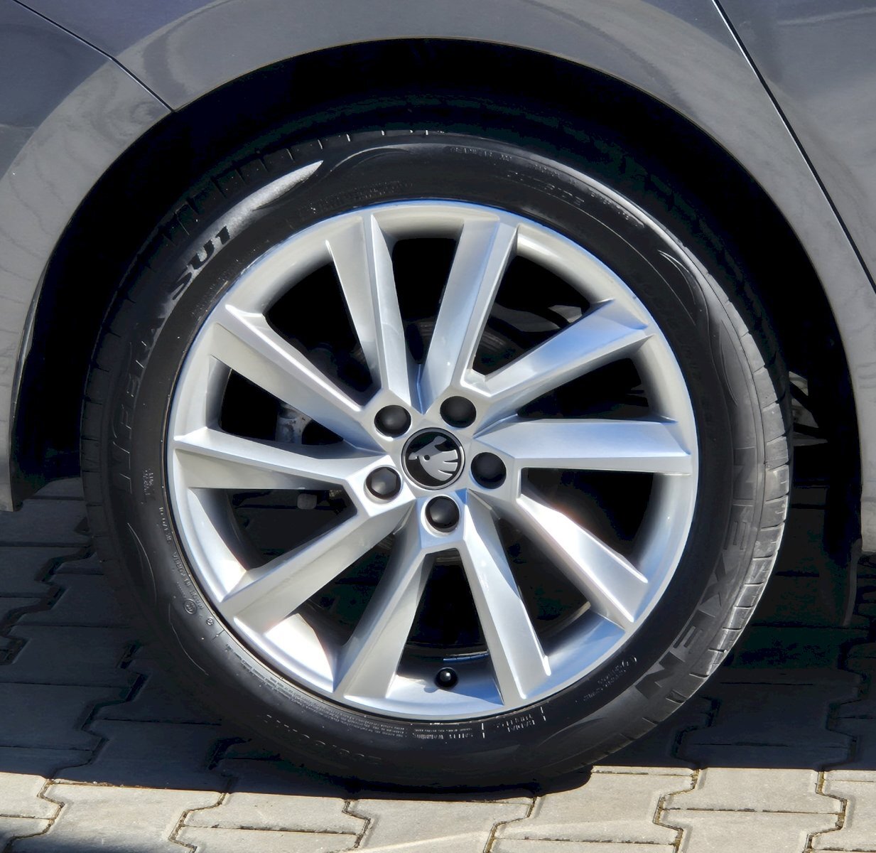 Škoda Scala Hatchback 1,5 l 110 kw