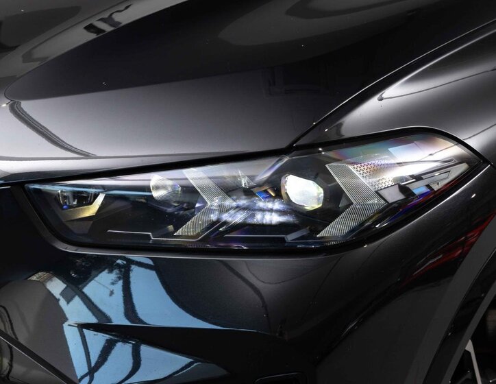 BMW X5 SUV / Terénní 3,0 l 360 kw