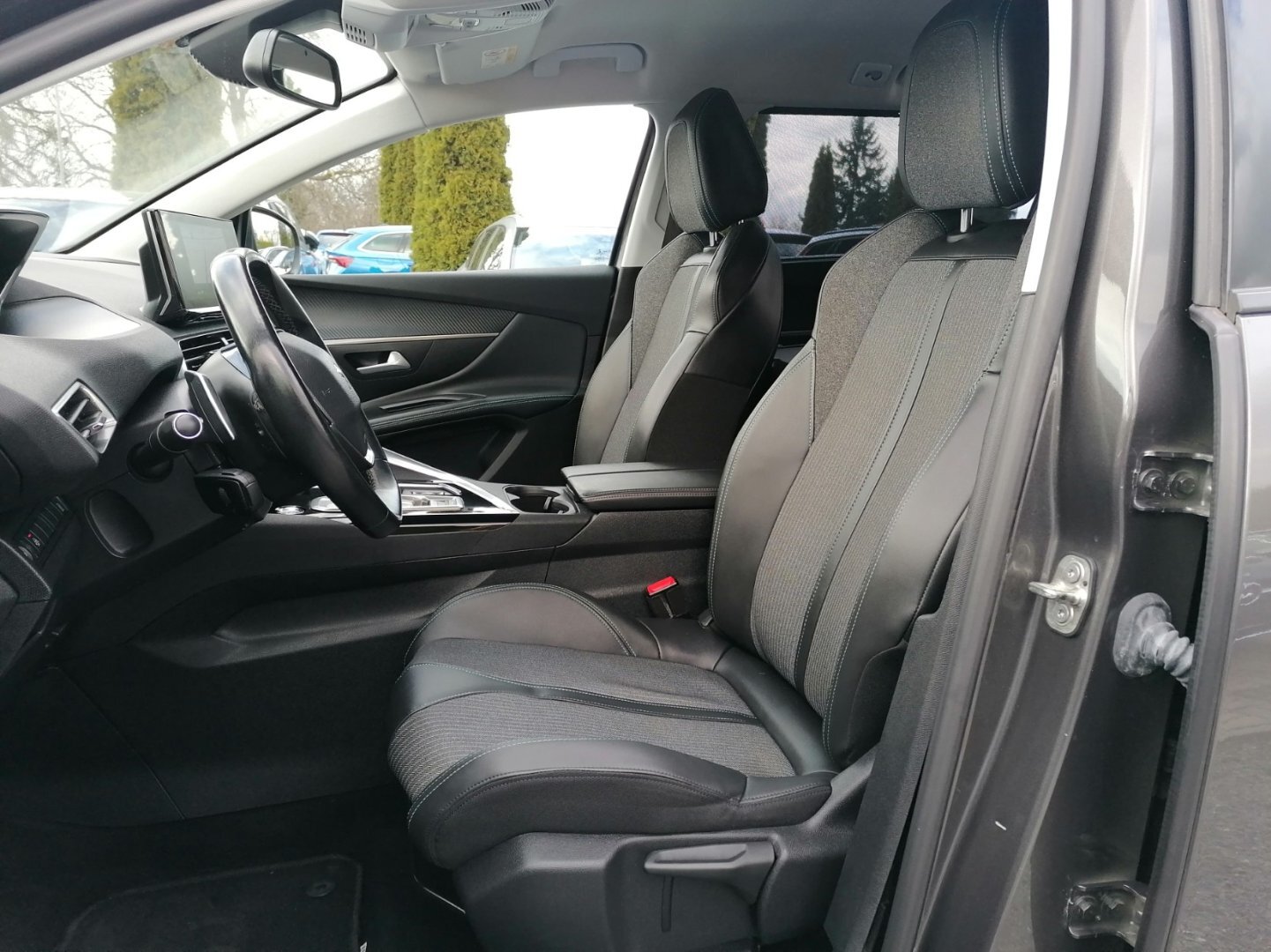 Peugeot 5008 SUV / Terénní 1,5 l 96 kw