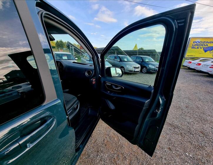 Mercedes-Benz Vito 17