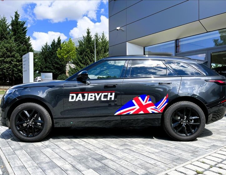 Land Rover Range Rover Velar SUV 2,0 l 150 kw